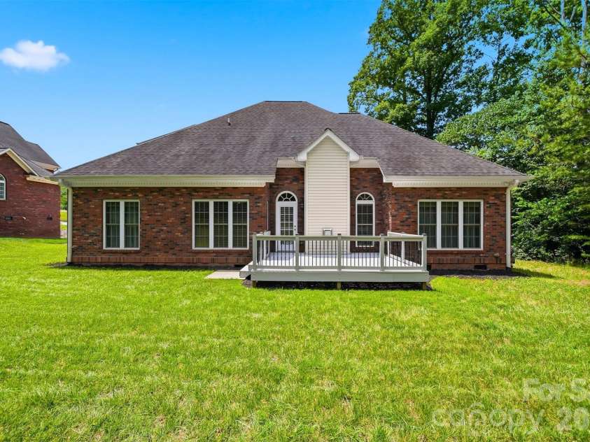 1110 Mayfield Circle, Conover, NC 28613.  MLS# CAR4393654, YatesRealty ID 34082. 