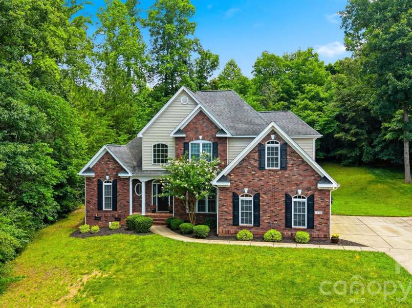 1110 Mayfield Circle, Conover, NC 28613.  MLS# CAR4393654, YatesRealty ID 34082. 