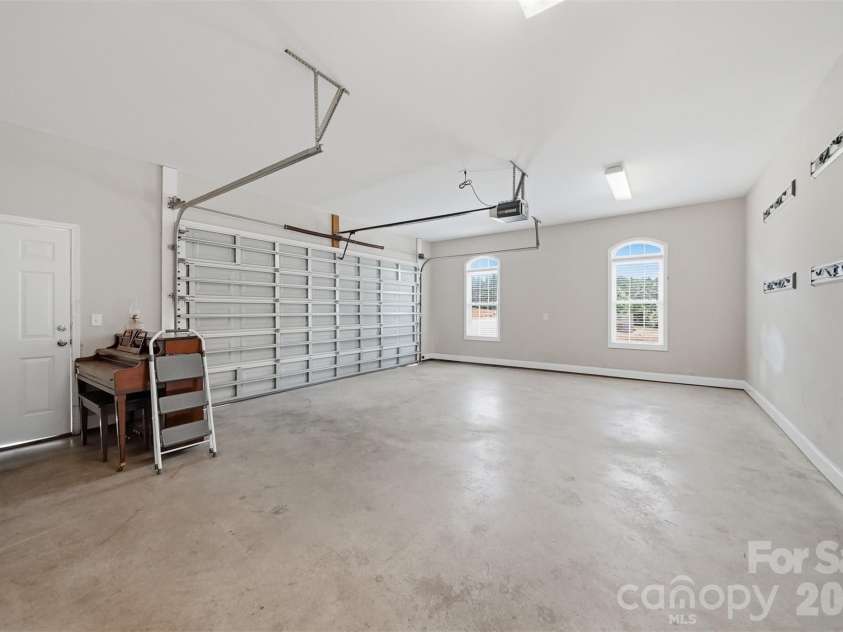 1110 Mayfield Circle, Conover, NC 28613.  MLS# CAR4393654, YatesRealty ID 34082. 