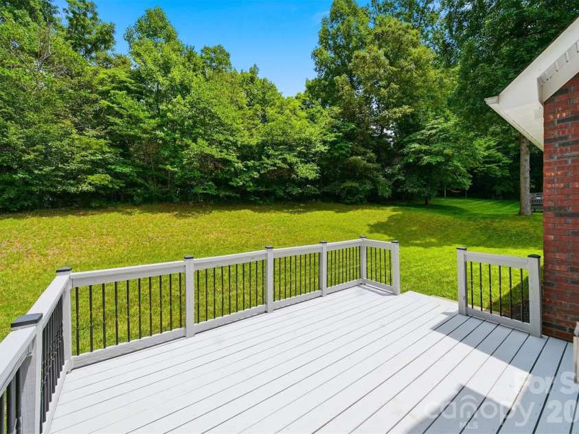 1110 Mayfield Circle, Conover, NC 28613.  MLS# CAR4393654, YatesRealty ID 34082. 