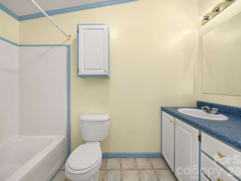 30 Countryside Drive, Hendersonville, NC 28792.  MLS# CAR4393532, YatesRealty ID 34083. 