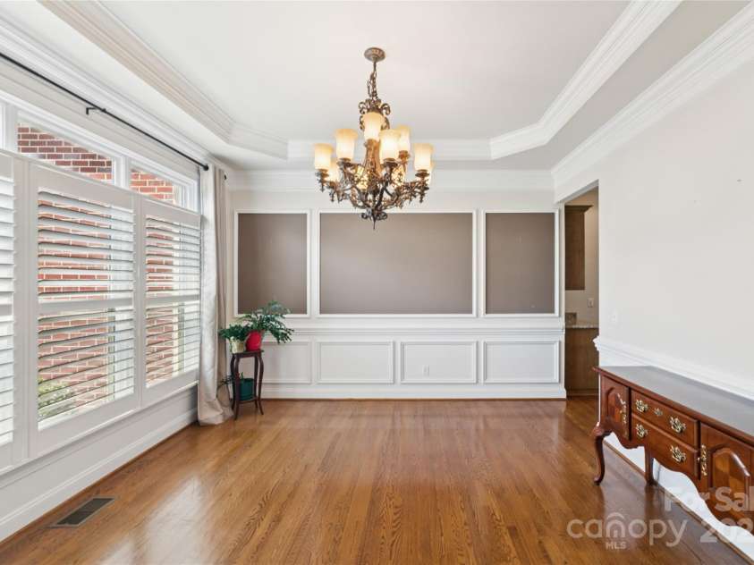 5518 Two Iron Drive, Matthews, NC 28104.  MLS# CAR4295354, YatesRealty ID 34084. 