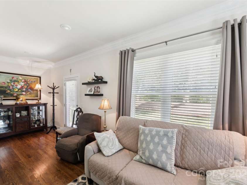 5518 Two Iron Drive, Matthews, NC 28104.  MLS# CAR4295354, YatesRealty ID 34084. 