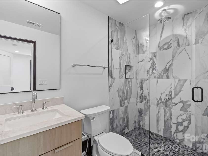 2117 Lombardy Circle, Charlotte, NC 28203.  MLS# CAR4344981, YatesRealty ID 34085. Bedroom 4 on 3rd level bathroom