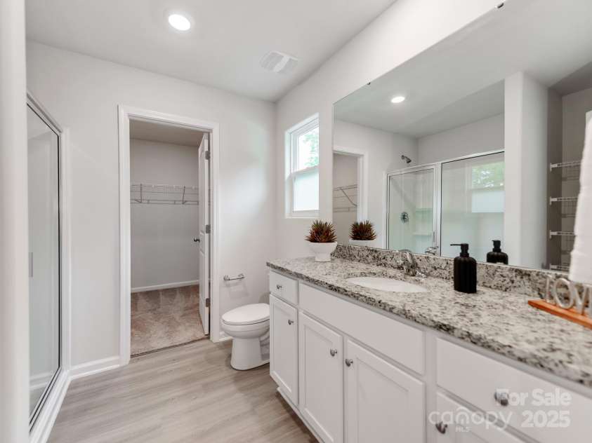 3026 Trailblazer Street, Charlotte, NC 28215.  MLS# CAR4295359, YatesRealty ID 34085. 