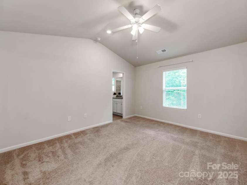 3026 Trailblazer Street, Charlotte, NC 28215.  MLS# CAR4295359, YatesRealty ID 34085. 