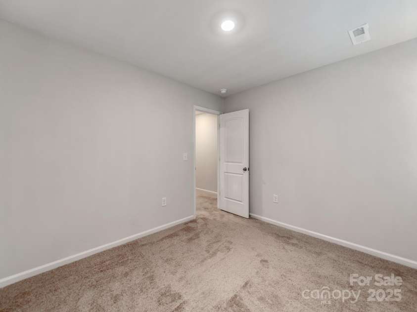 3026 Trailblazer Street, Charlotte, NC 28215.  MLS# CAR4295359, YatesRealty ID 34085. 