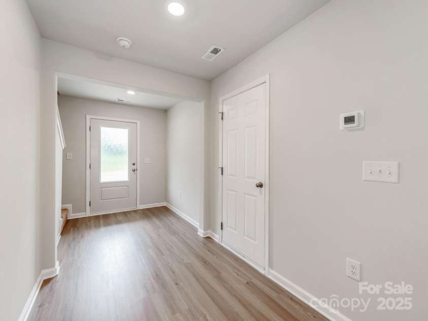 3026 Trailblazer Street, Charlotte, NC 28215.  MLS# CAR4295359, YatesRealty ID 34085. 