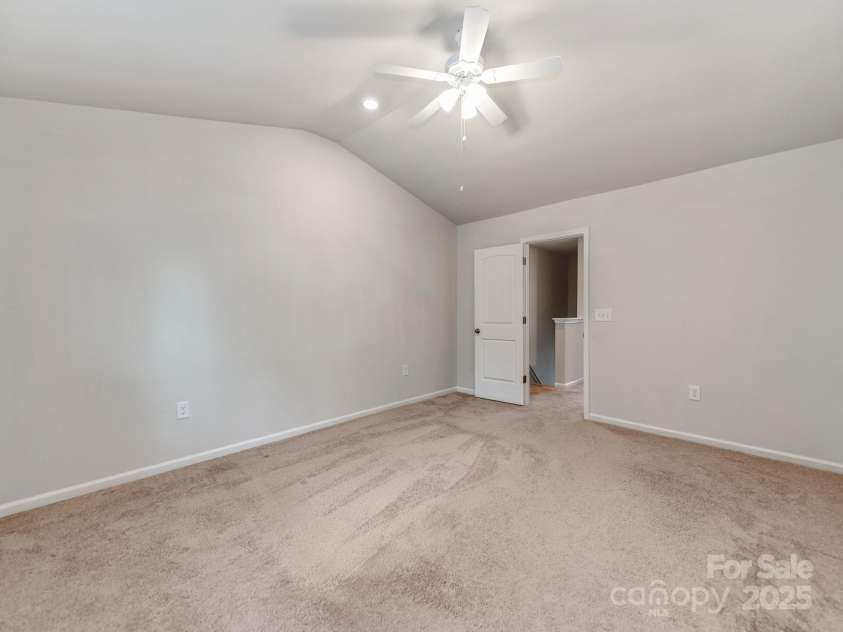 3026 Trailblazer Street, Charlotte, NC 28215.  MLS# CAR4295359, YatesRealty ID 34085. 