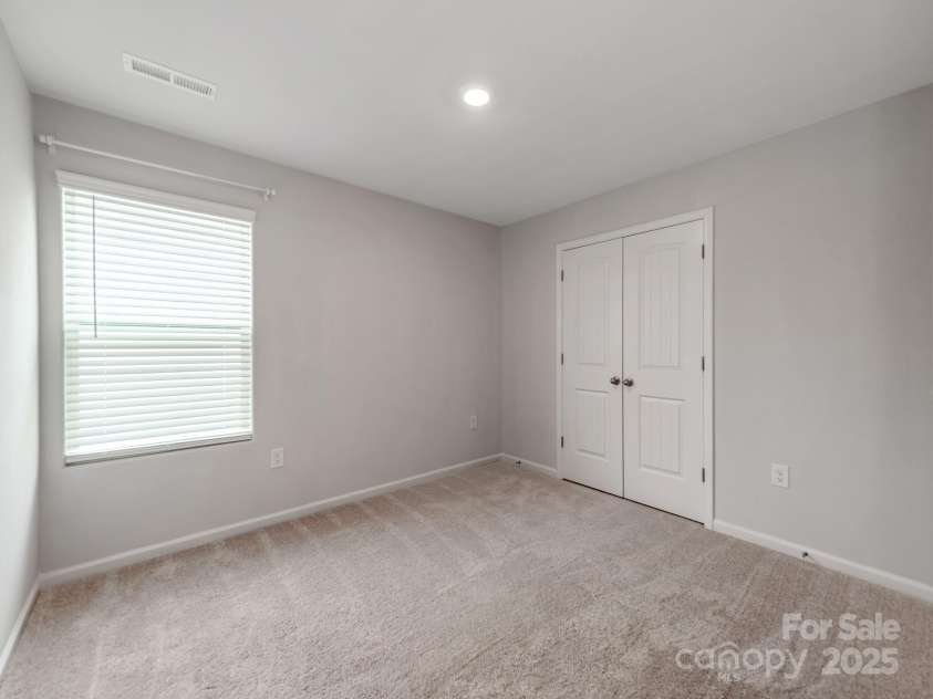 3026 Trailblazer Street, Charlotte, NC 28215.  MLS# CAR4295359, YatesRealty ID 34085. 