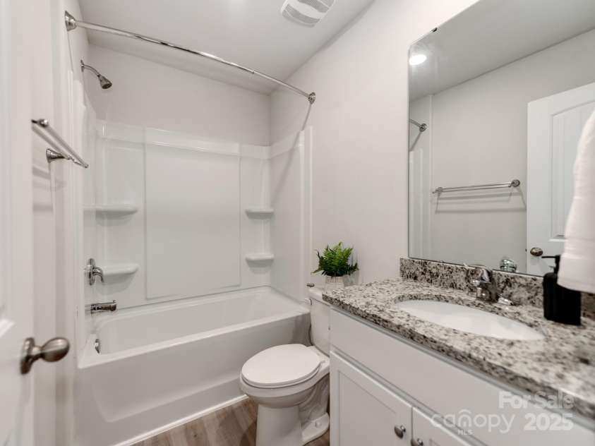 3026 Trailblazer Street, Charlotte, NC 28215.  MLS# CAR4295359, YatesRealty ID 34085. 