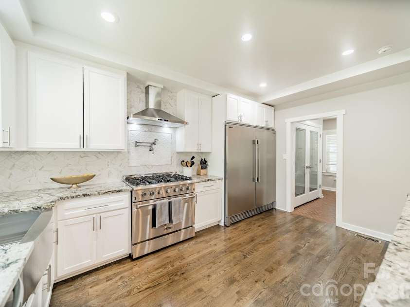 19533 Bustle Road, Cornelius, NC 28031.  MLS# CAR4376698, YatesRealty ID 34088. 