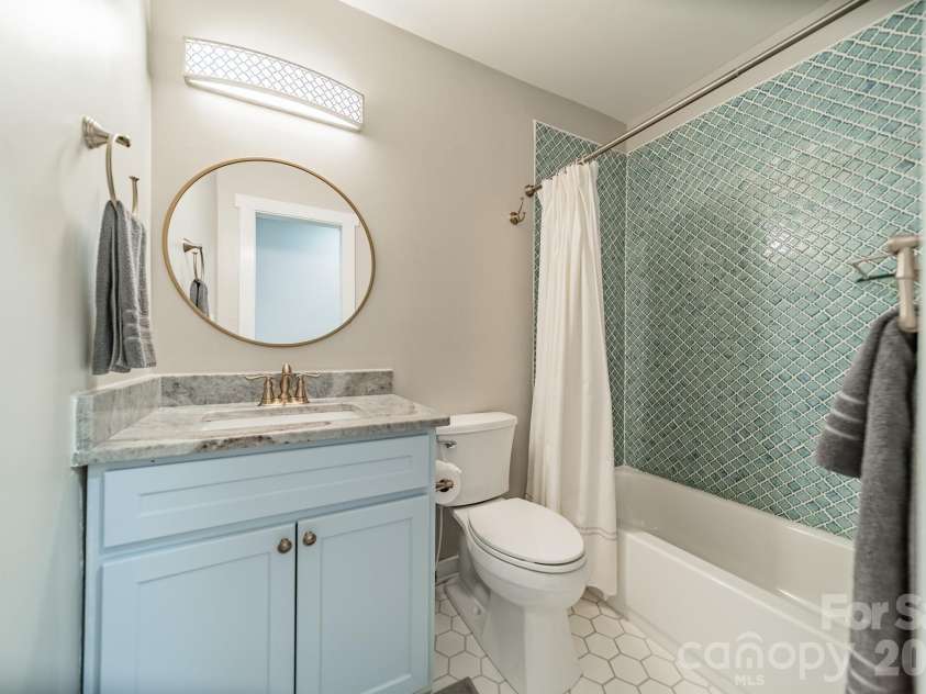 19533 Bustle Road, Cornelius, NC 28031.  MLS# CAR4376698, YatesRealty ID 34088. 