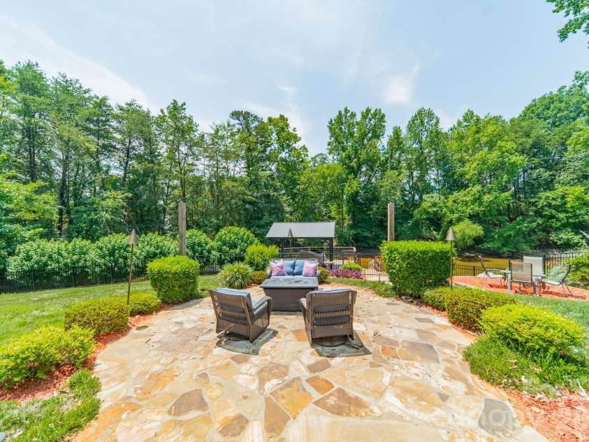 19533 Bustle Road, Cornelius, NC 28031.  MLS# CAR4376698, YatesRealty ID 34088. 