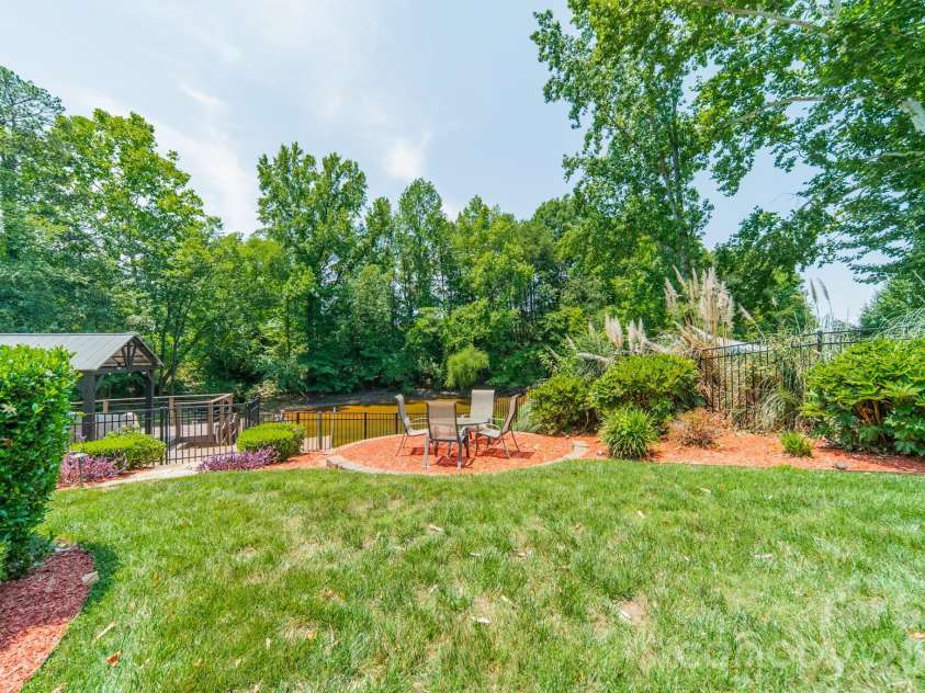 19533 Bustle Road, Cornelius, NC 28031.  MLS# CAR4376698, YatesRealty ID 34088. 