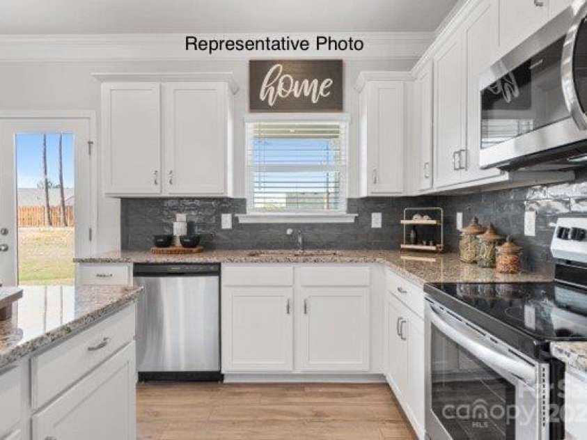 5519 Arnold Way, Concord, NC 28025.  MLS# CAR4295404, YatesRealty ID 34088. 