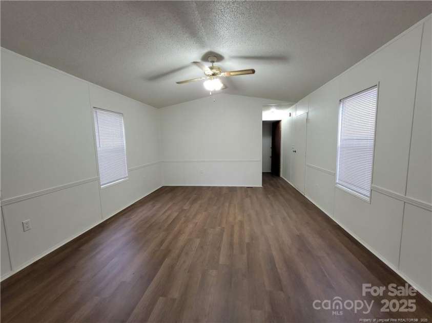 15460 Graham Road, Laurinburg, NC 28352.  MLS# CAR4295411, YatesRealty ID 34089. 