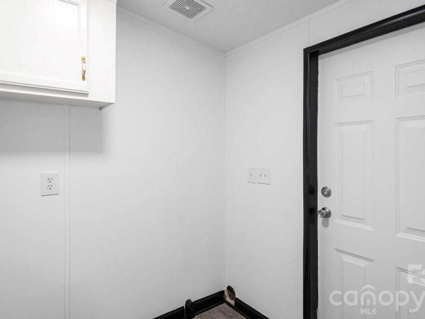 4277 Apex Drive, Maiden, NC 28650.  MLS# CAR4397194, YatesRealty ID 34089. Utility Room