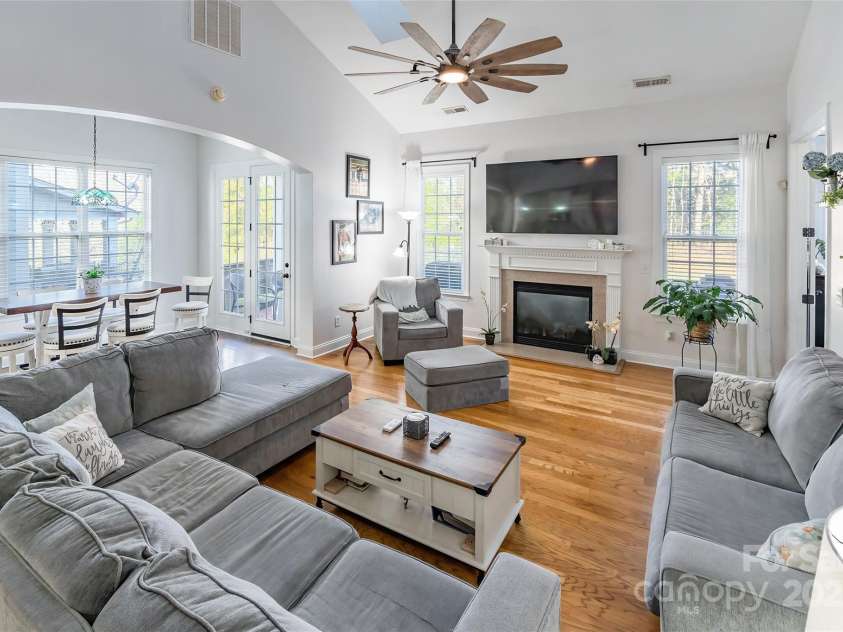 2008 Fallondale Road, Waxhaw, NC 28173.  MLS# CAR4216593, YatesRealty ID 3409. 