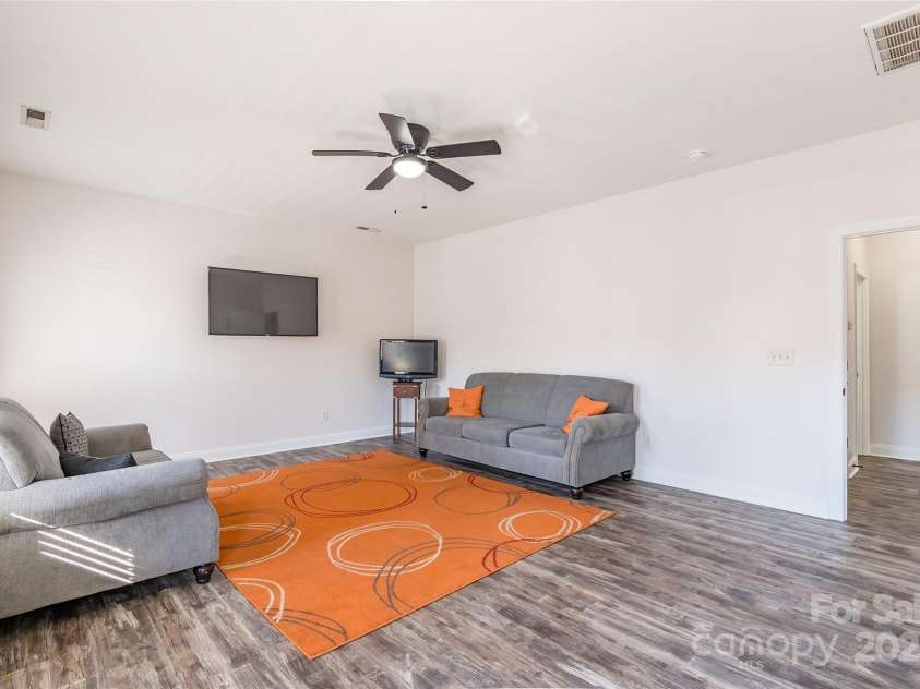 2008 Fallondale Road, Waxhaw, NC 28173.  MLS# CAR4216593, YatesRealty ID 3409. 