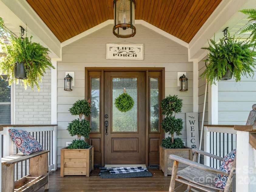 4710 Mooresville Road, Salisbury, NC 28147.  MLS# CAR4278299, YatesRealty ID 3409. 