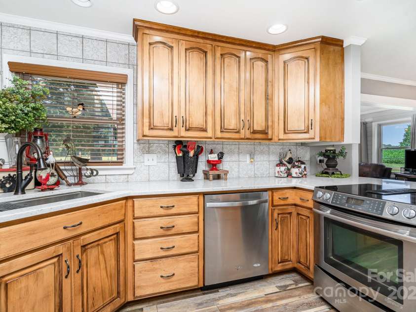 4710 Mooresville Road, Salisbury, NC 28147.  MLS# CAR4278299, YatesRealty ID 3409. 