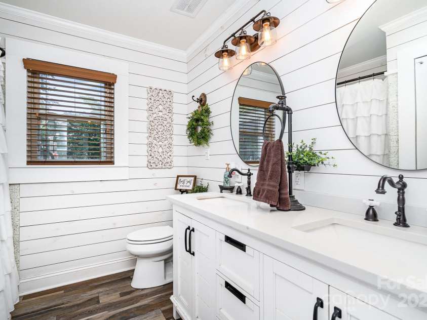 4710 Mooresville Road, Salisbury, NC 28147.  MLS# CAR4278299, YatesRealty ID 3409. 