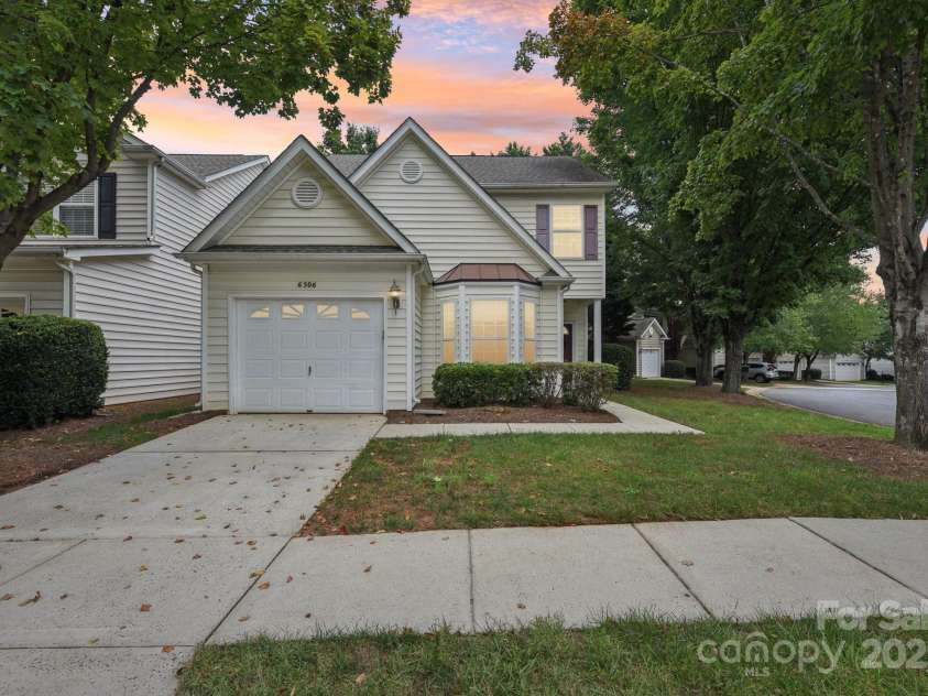 6506 Avonlea Court, Charlotte, NC 28269.  MLS# CAR4295222, YatesRealty ID 34090. 