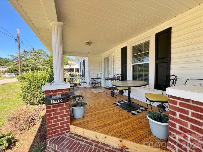 108 Snipe Street, Kannapolis, NC 28081.  MLS# CAR4398594, YatesRealty ID 34091. Front porch
