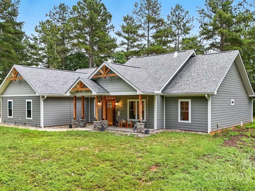 1327 Scenic Lane, Granite Falls, NC 28630.  MLS# CAR4295313, YatesRealty ID 34092. 