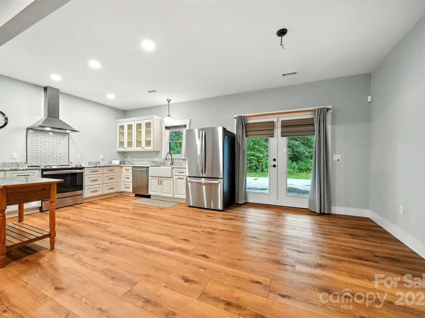 1327 Scenic Lane, Granite Falls, NC 28630.  MLS# CAR4295313, YatesRealty ID 34092. 