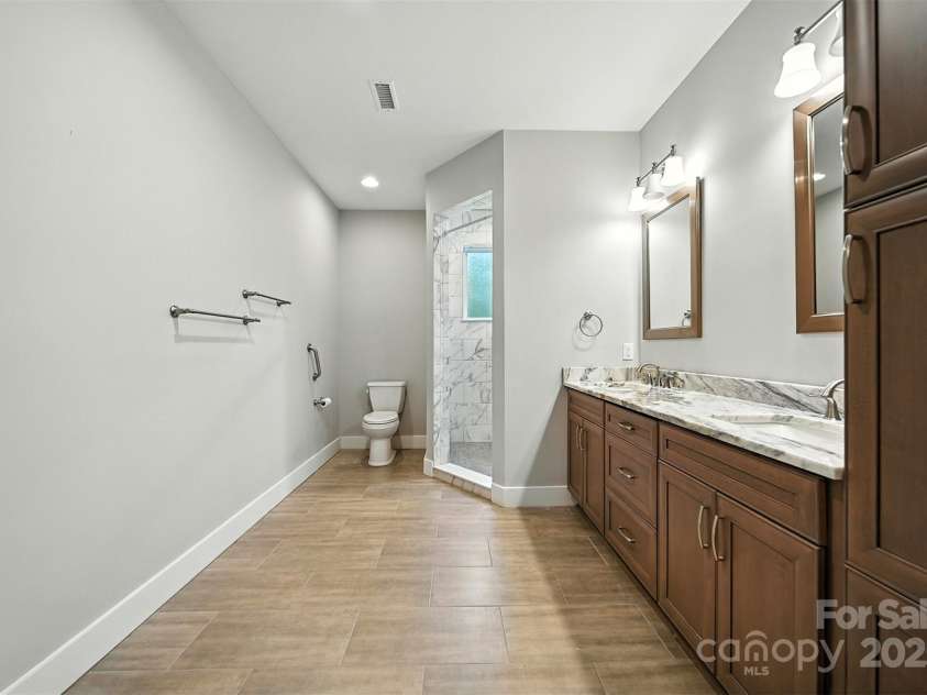 1327 Scenic Lane, Granite Falls, NC 28630.  MLS# CAR4295313, YatesRealty ID 34092. 