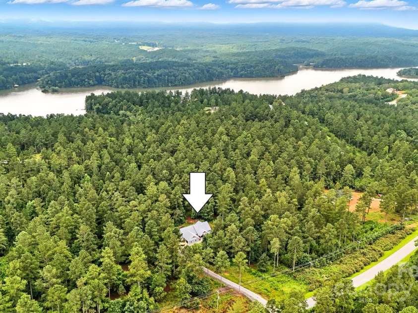 1327 Scenic Lane, Granite Falls, NC 28630.  MLS# CAR4295313, YatesRealty ID 34092. 