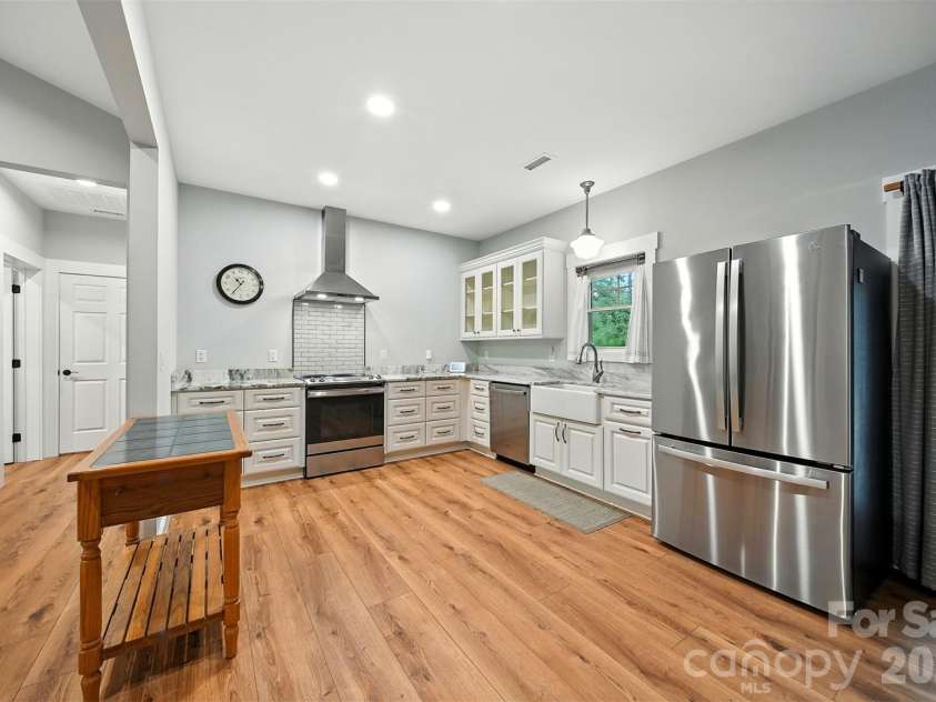 1327 Scenic Lane, Granite Falls, NC 28630.  MLS# CAR4295313, YatesRealty ID 34092. 