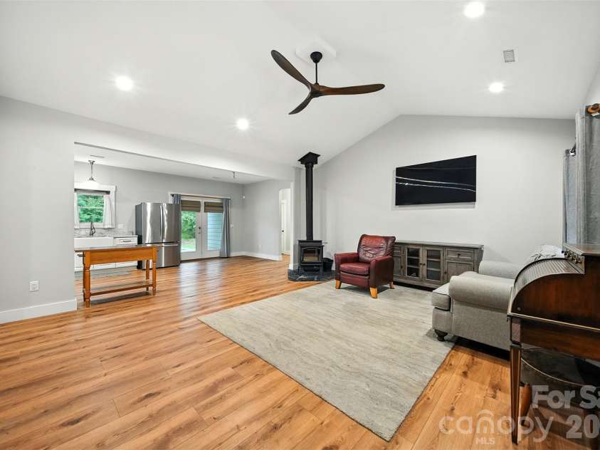 1327 Scenic Lane, Granite Falls, NC 28630.  MLS# CAR4295313, YatesRealty ID 34092. 