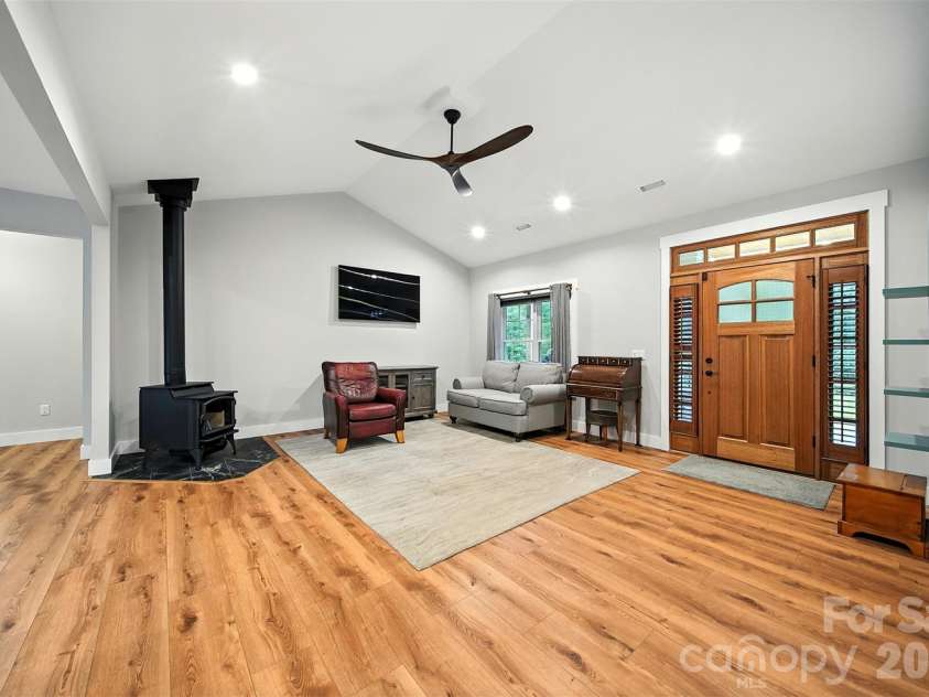 1327 Scenic Lane, Granite Falls, NC 28630.  MLS# CAR4295313, YatesRealty ID 34092. 