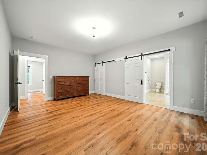 1327 Scenic Lane, Granite Falls, NC 28630.  MLS# CAR4295313, YatesRealty ID 34092. 