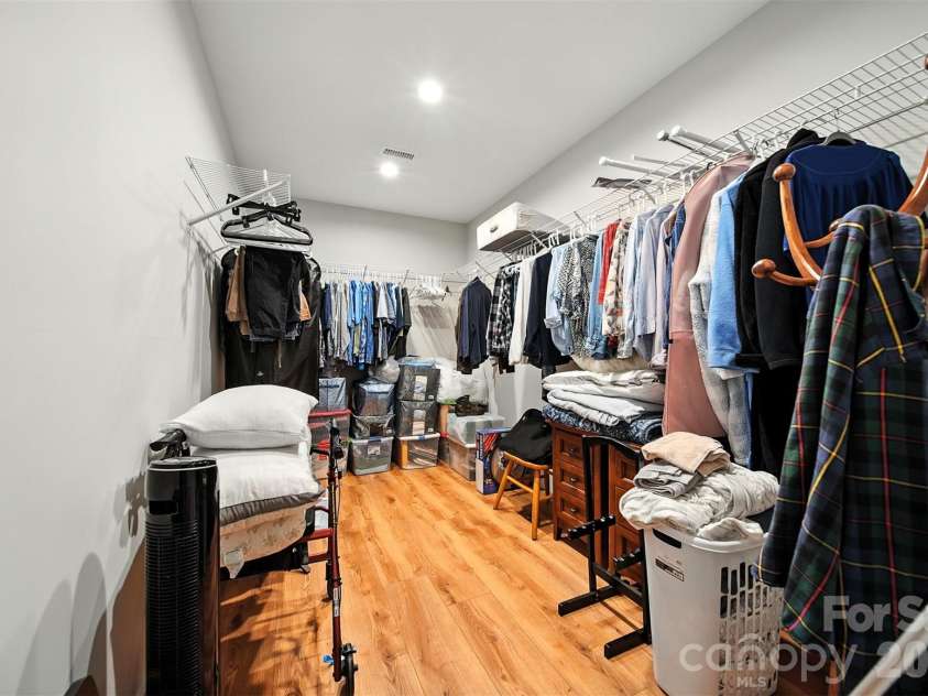 1327 Scenic Lane, Granite Falls, NC 28630.  MLS# CAR4295313, YatesRealty ID 34092. 