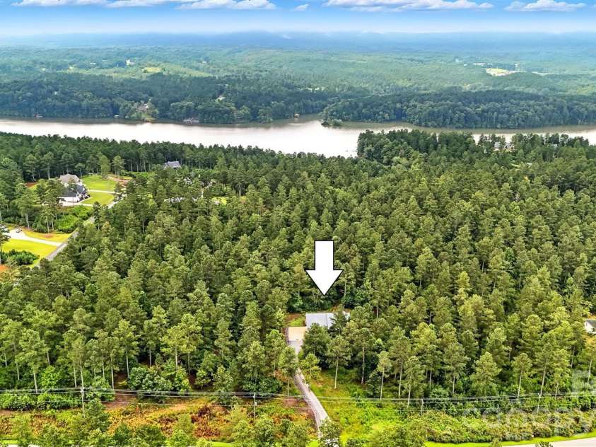 1327 Scenic Lane, Granite Falls, NC 28630.  MLS# CAR4295313, YatesRealty ID 34092. 