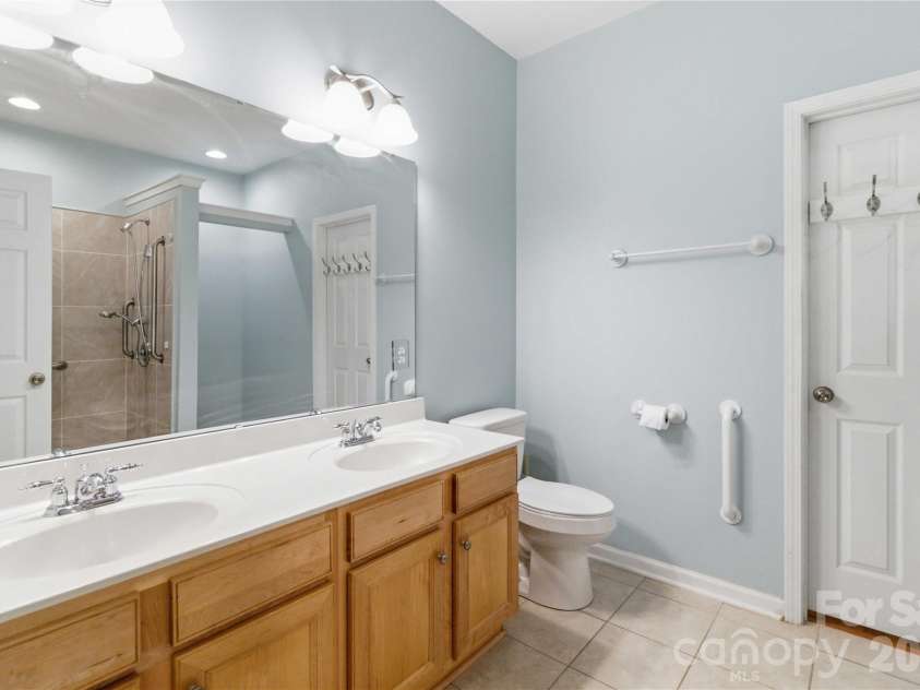 742 Winding Way, Rock Hill, SC 29732.  MLS# CAR4395092, YatesRealty ID 34093. 
