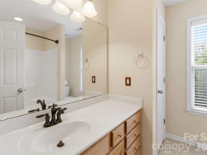 742 Winding Way, Rock Hill, SC 29732.  MLS# CAR4395092, YatesRealty ID 34093. 