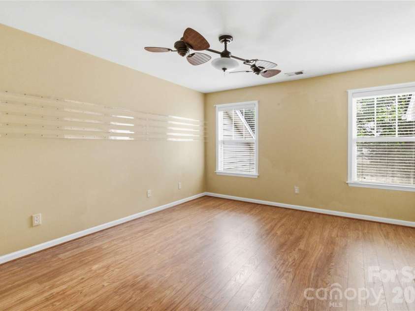 742 Winding Way, Rock Hill, SC 29732.  MLS# CAR4395092, YatesRealty ID 34093. 