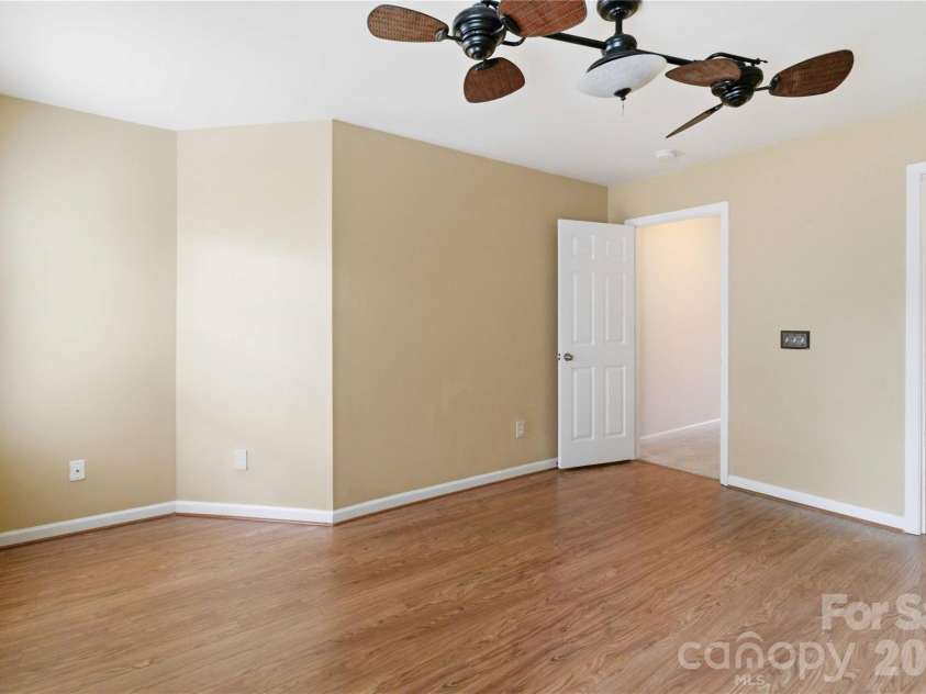 742 Winding Way, Rock Hill, SC 29732.  MLS# CAR4395092, YatesRealty ID 34093. 