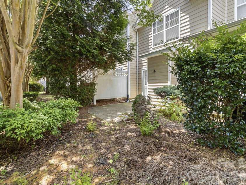 742 Winding Way, Rock Hill, SC 29732.  MLS# CAR4395092, YatesRealty ID 34093. 