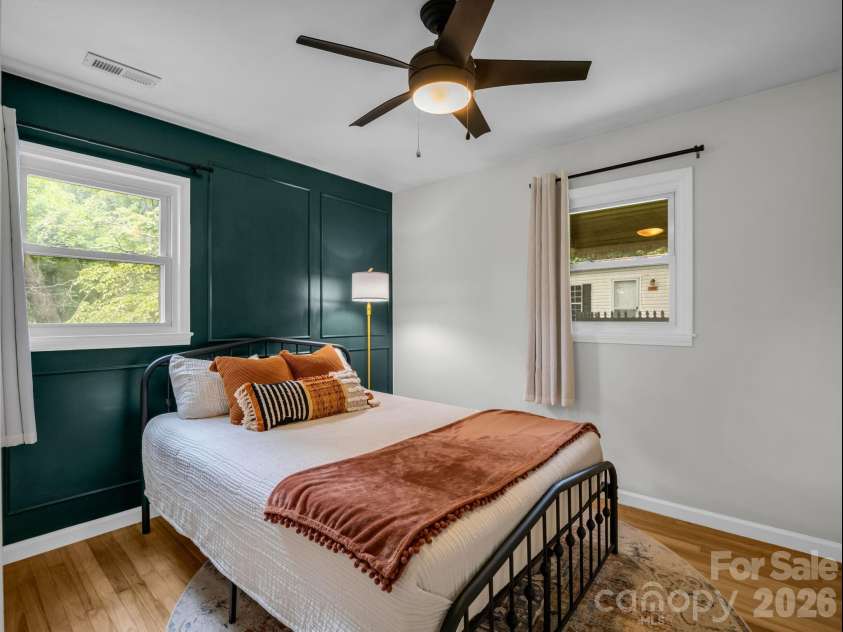 14 Penelope Street, Black Mountain, NC 28711.  MLS# CAR4394587, YatesRealty ID 34094. 