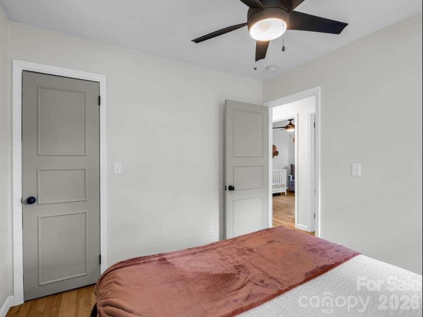 14 Penelope Street, Black Mountain, NC 28711.  MLS# CAR4394587, YatesRealty ID 34094. 