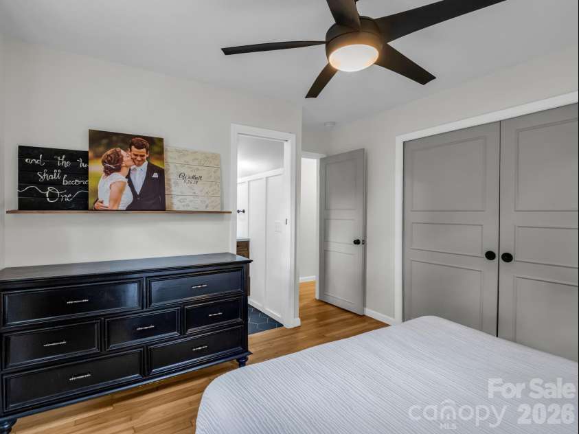14 Penelope Street, Black Mountain, NC 28711.  MLS# CAR4394587, YatesRealty ID 34094. 