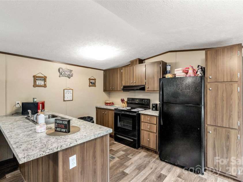 8115 Oaktree Street, Sharon, SC 29742.  MLS# CAR4295472, YatesRealty ID 34095. 