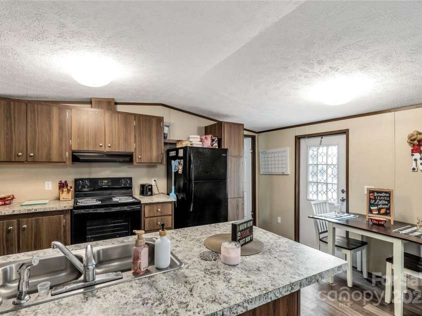 8115 Oaktree Street, Sharon, SC 29742.  MLS# CAR4295472, YatesRealty ID 34095. 