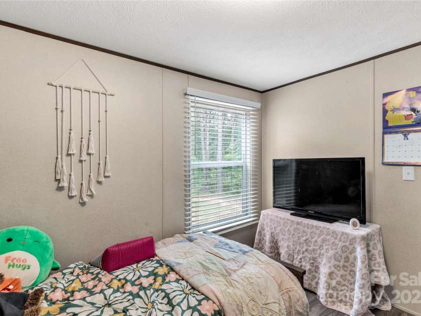 8115 Oaktree Street, Sharon, SC 29742.  MLS# CAR4295472, YatesRealty ID 34095. 
